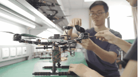 多旋翼無人機裝配與群體協(xié)同虛擬仿真實驗