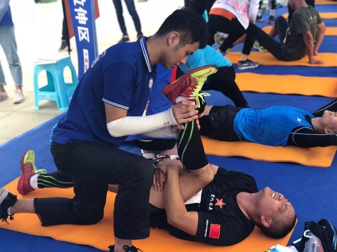 運(yùn)動康復(fù)的技能和知識同樣適用于大眾的日常健身和康復(fù)指導(dǎo)。